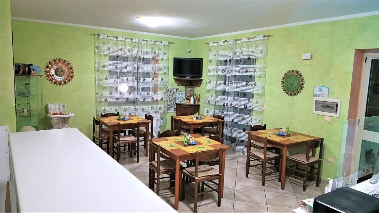 Il Laghetto Bed & Breakfast Castrovillari Bagian luar foto