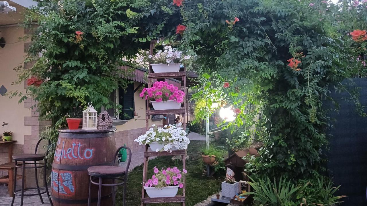 Il Laghetto Bed & Breakfast Castrovillari Bagian luar foto